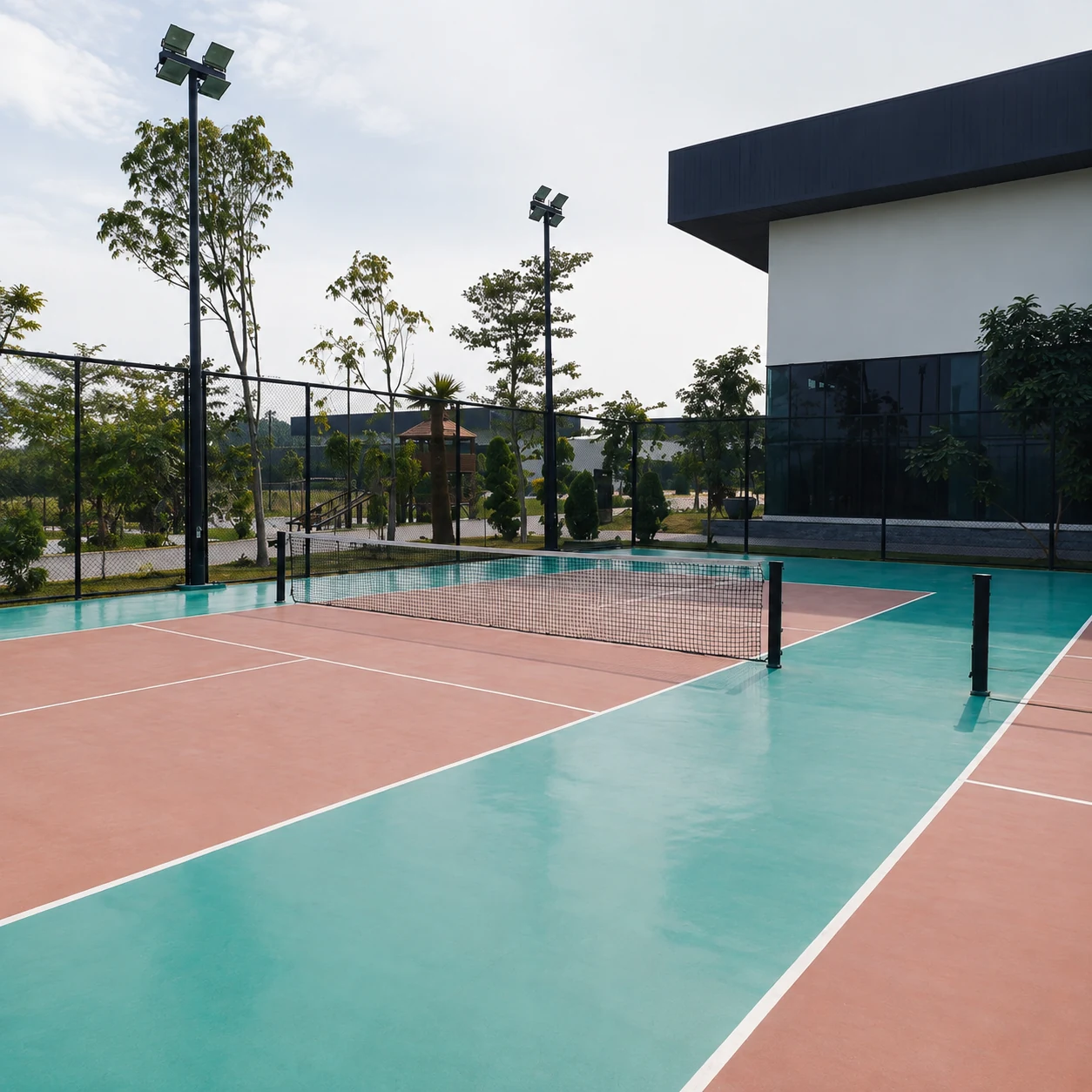 Court sports at Naturals